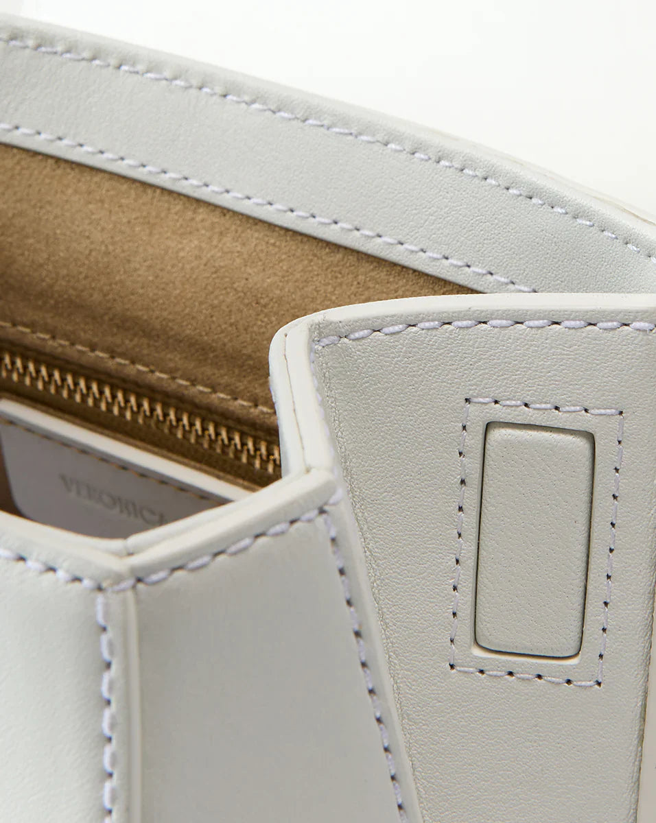 Bamboo-Handle Avenue Bag