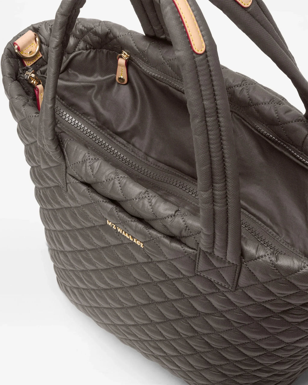 Magnet Medium Metro Tote Deluxe II