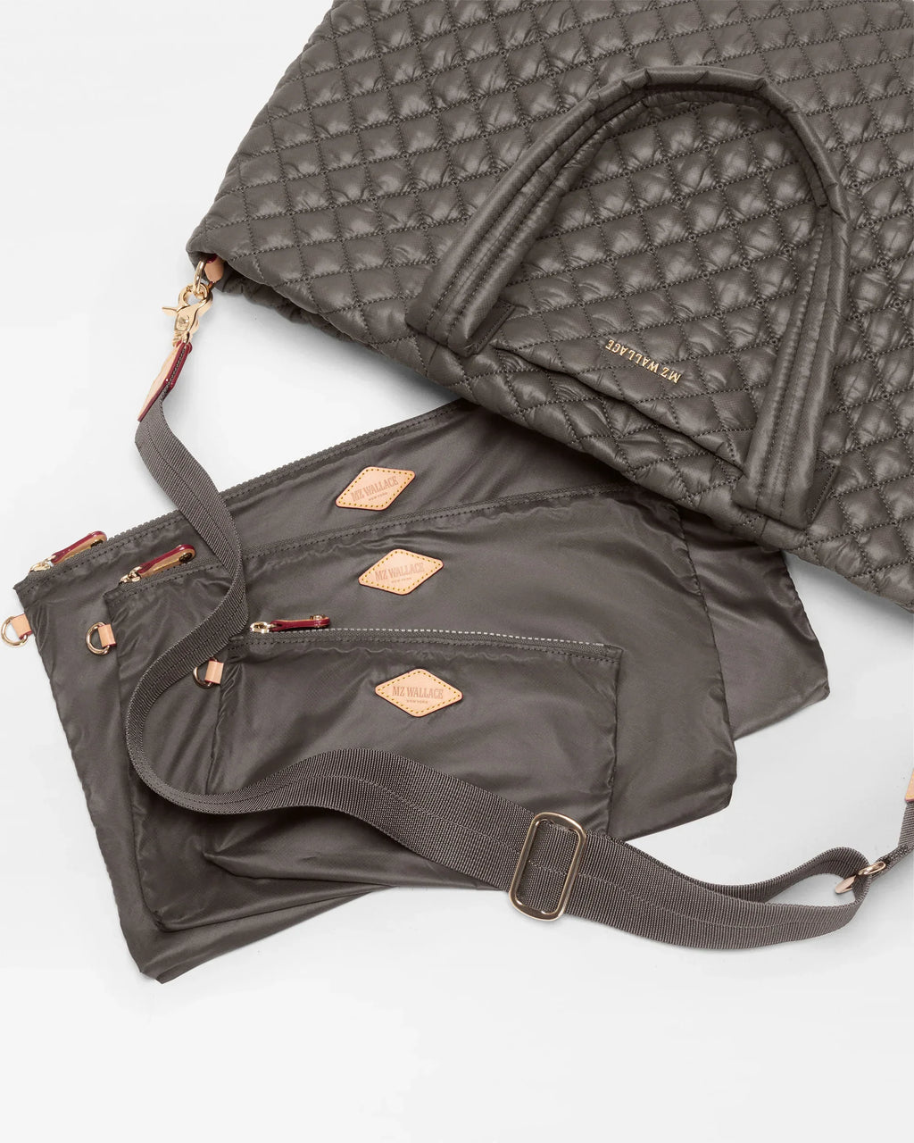 Magnet Large Metro Tote Deluxe II