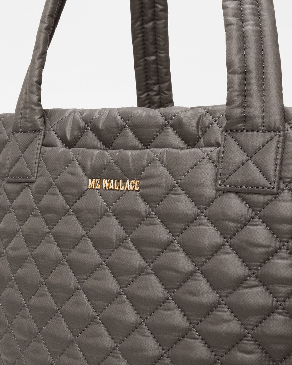 Magnet Medium Metro Tote Deluxe II