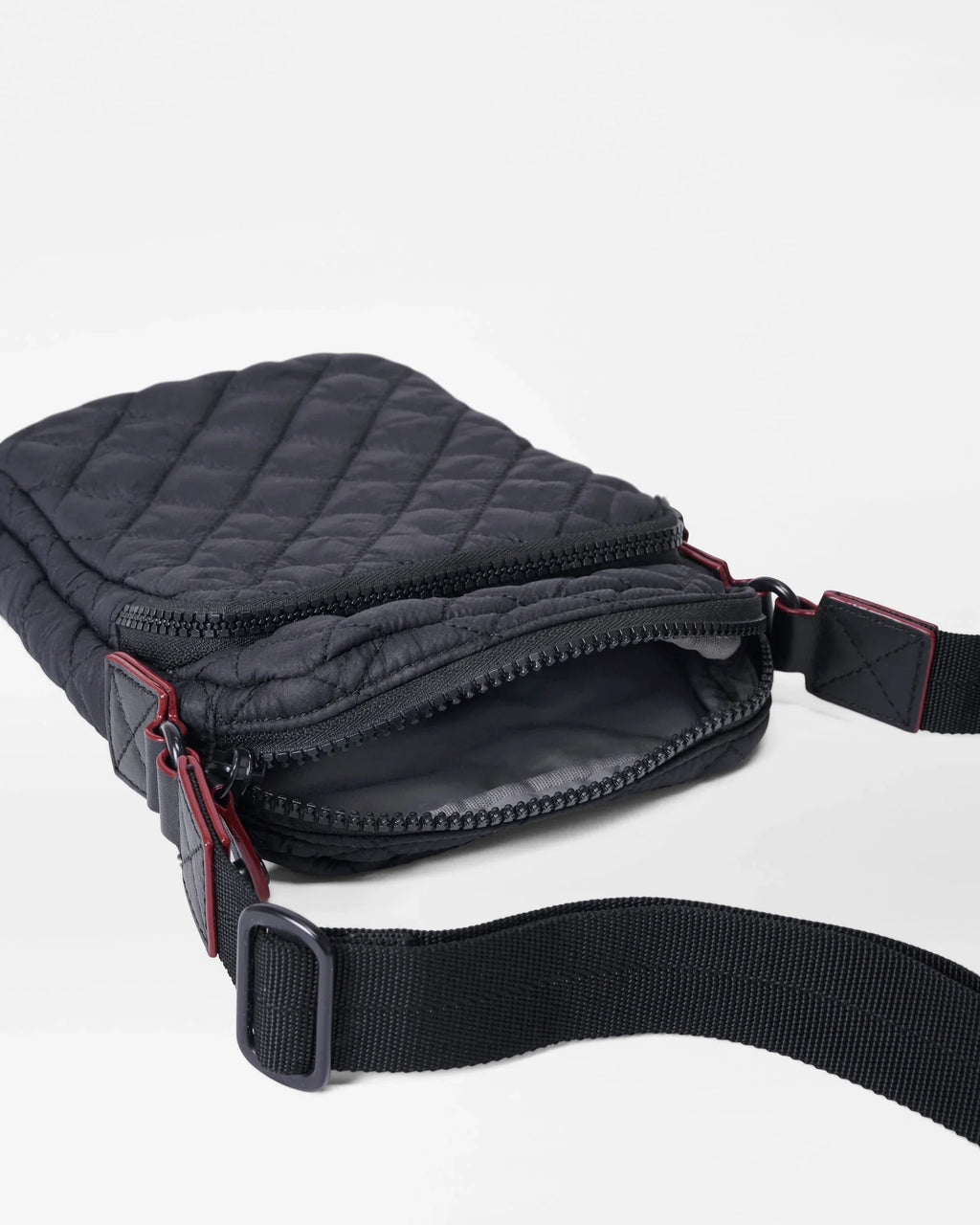 Black Metro Crossbody