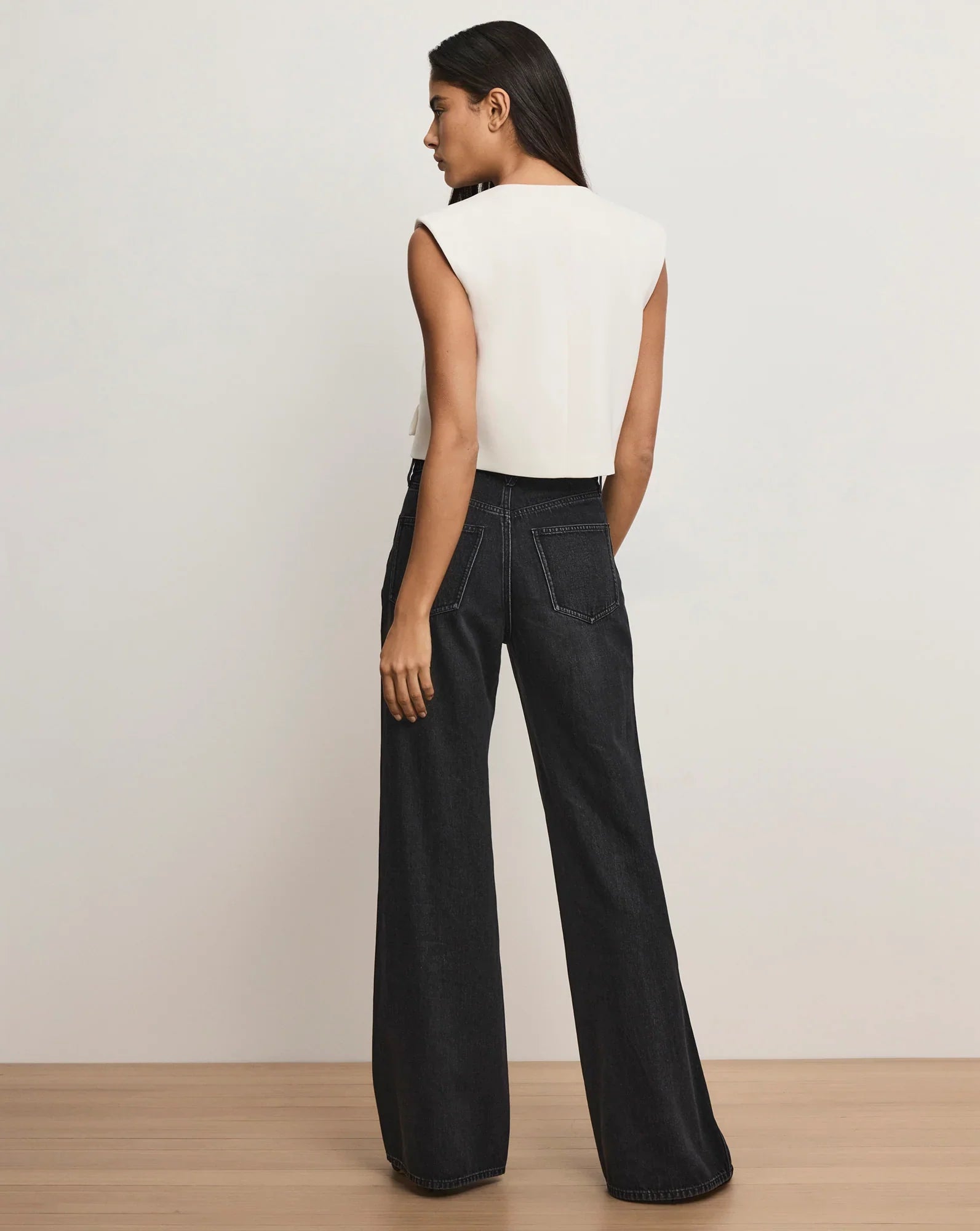 Cliffwood Cropped Vest