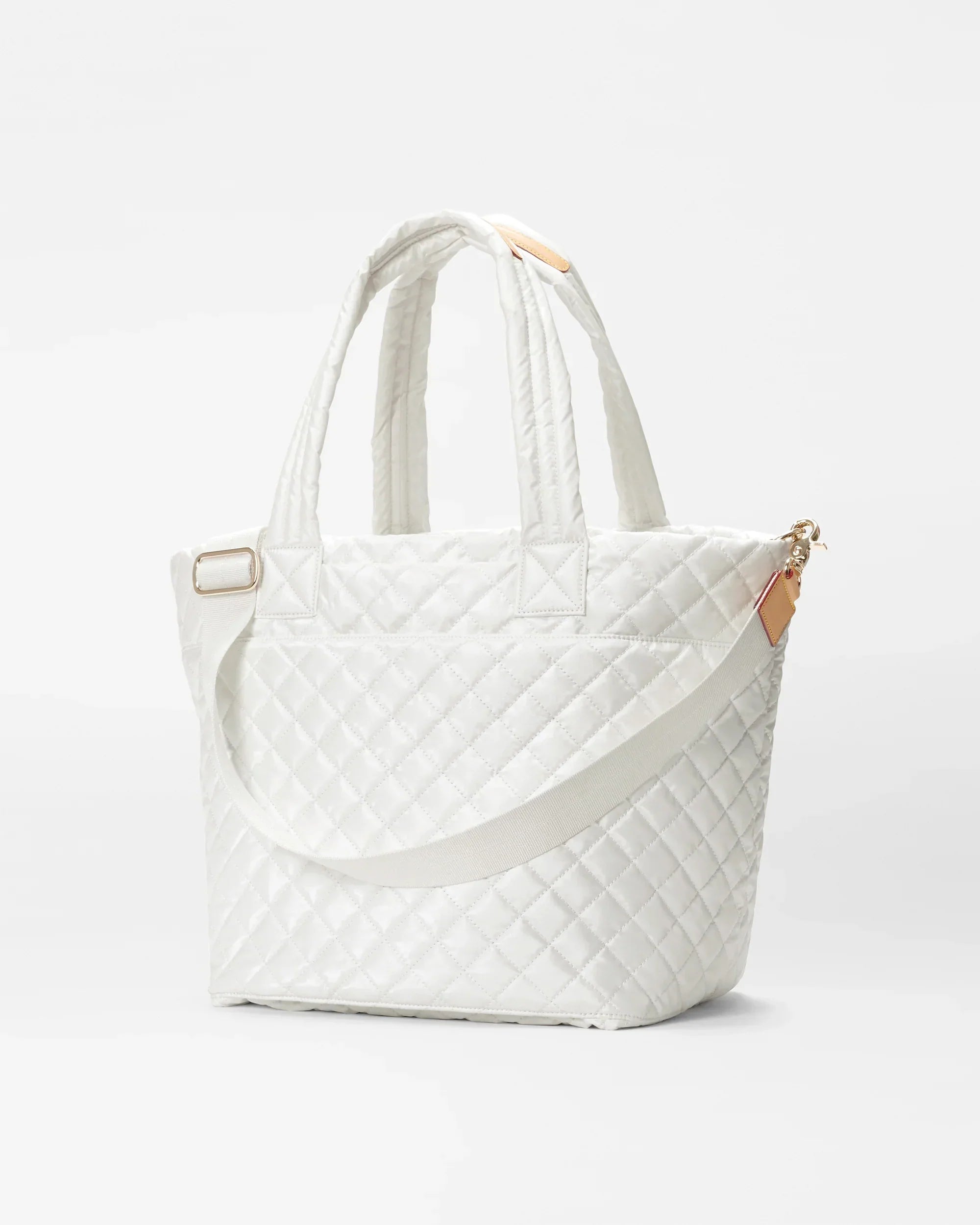 Pearl Metallic Medium Metro Tote Deluxe