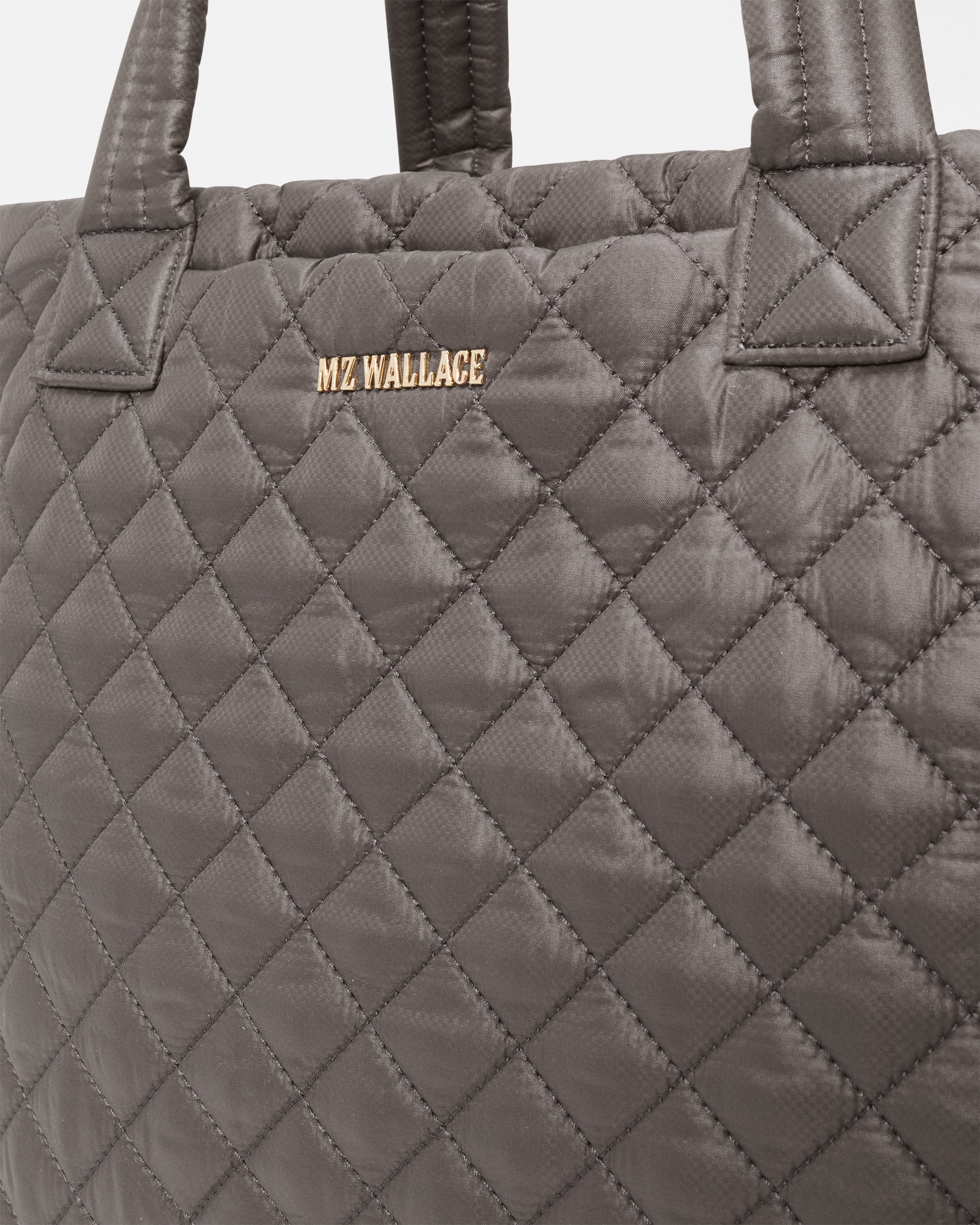Magnet Small Metro Tote Deluxe II