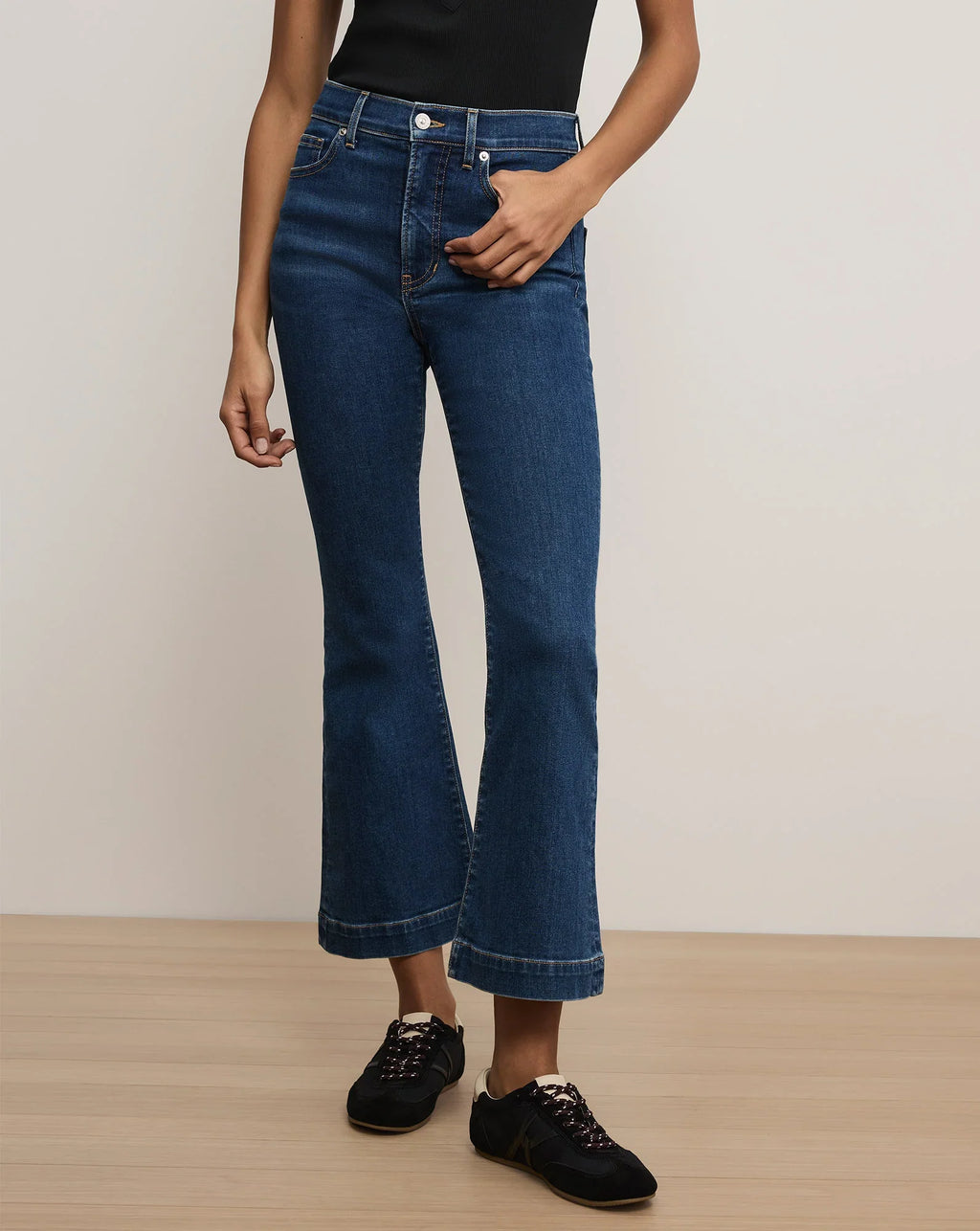 Carson Kick-Flare Jean | Extended