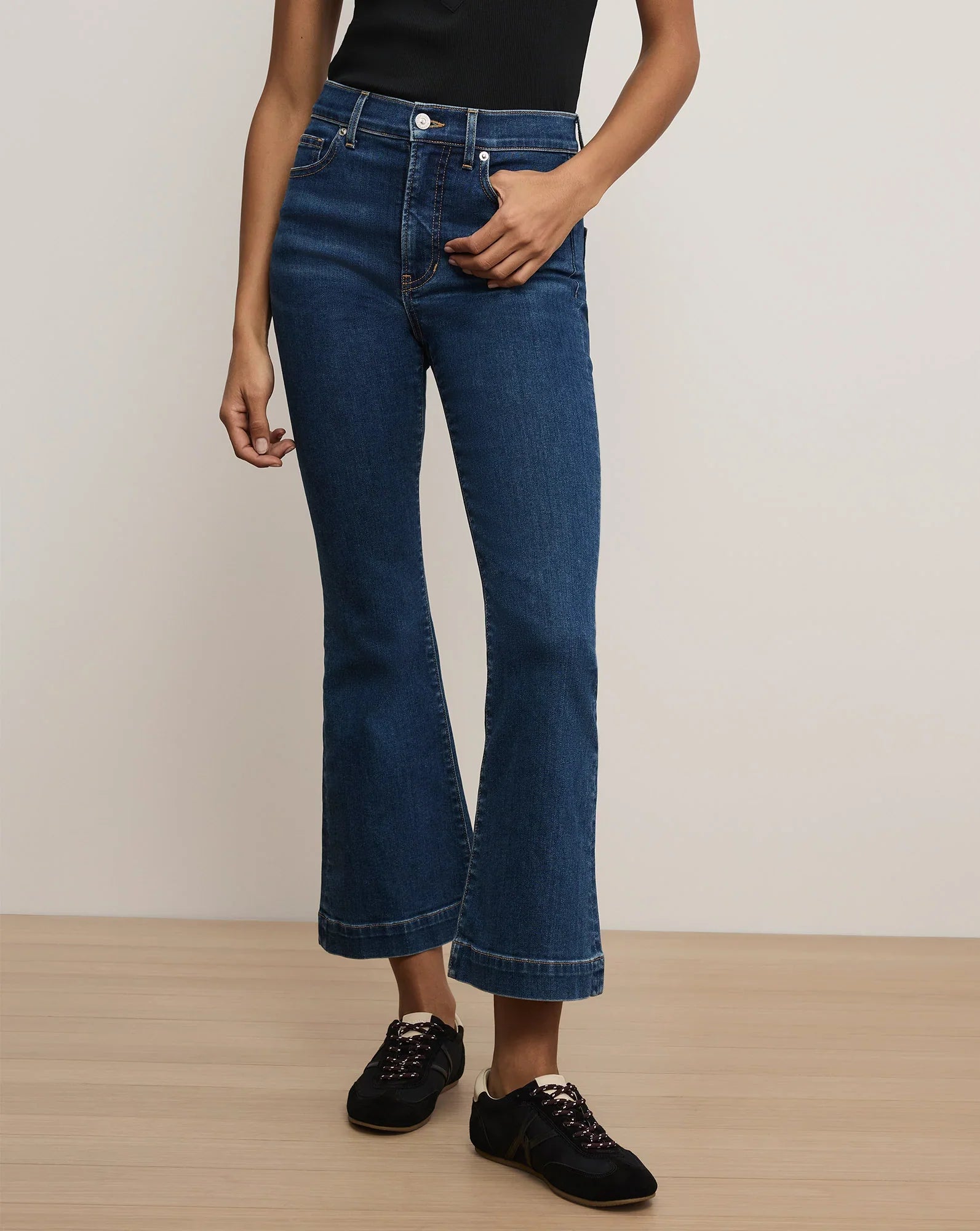 Carson Kick-Flare Jean | Extended